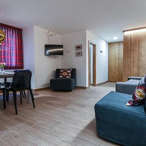 Chalet 5 Laghi / Luxapt / Town Centre